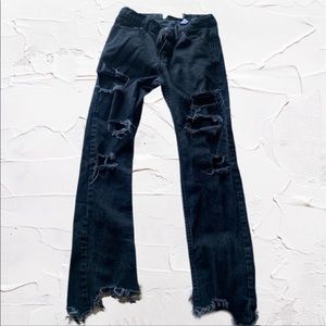 Levi’s black distressed jeans 24